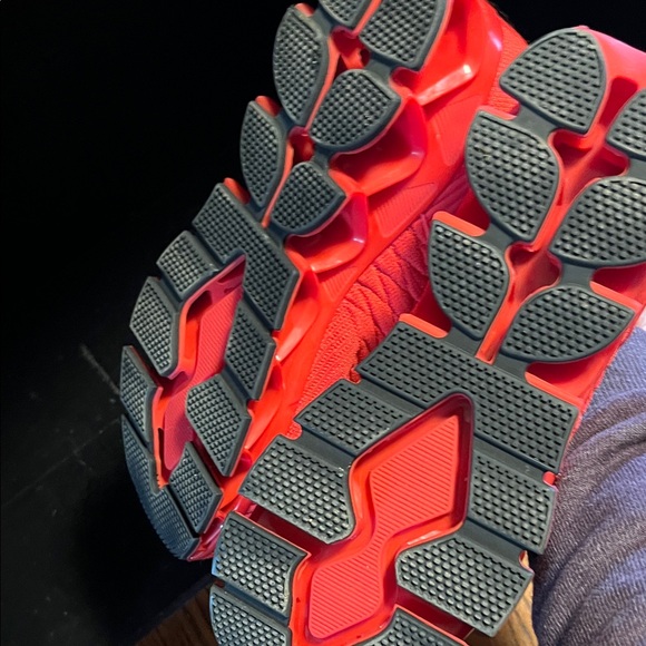 Women's Fun Red Sneakers - Picture 5 of 8